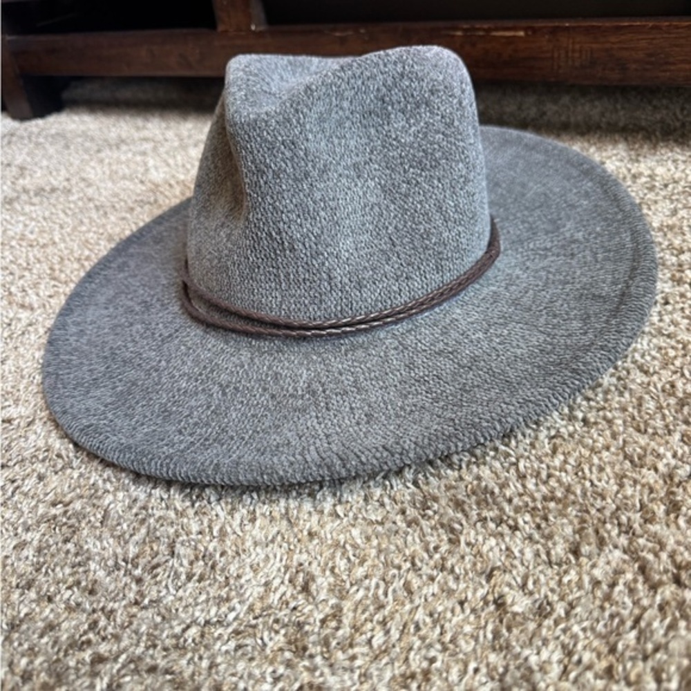 OLIVE & PIQUE Packable Colette Fedora Hat